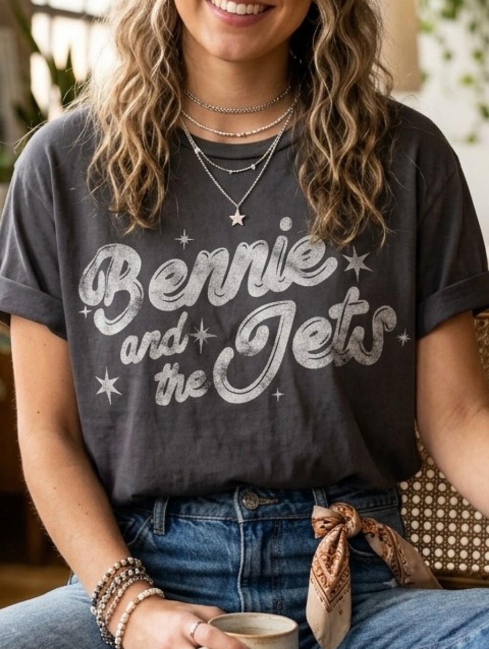 Letluv Elton John Bennie and the Jets Graphic Tee Size Medium